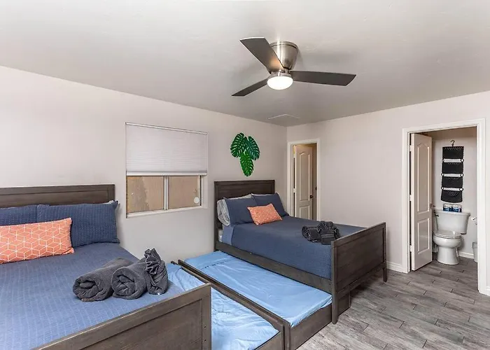 Ferienhaus Pool Fire Pit Pets Ensuite Bathrooms Lake Havasu City