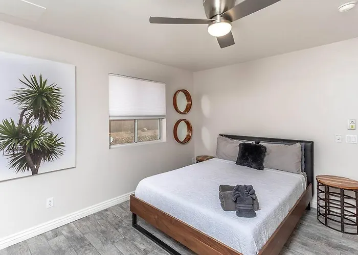Ferienhaus Pool Fire Pit Pets Ensuite Bathrooms Lake Havasu City