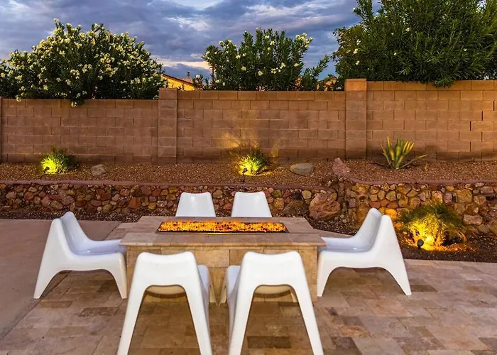 Pool Fire Pit Pets Ensuite Bathrooms *